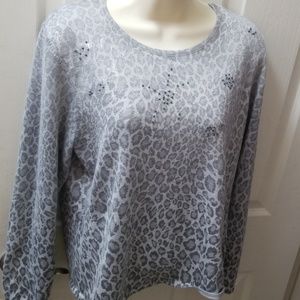 Alfred Dunner snow leopard pattern beaded top PXl